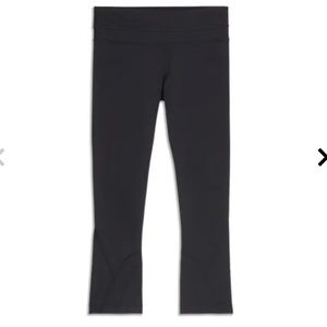Lululemon Run Inspire High-Rise Crop 22" size 8 color black